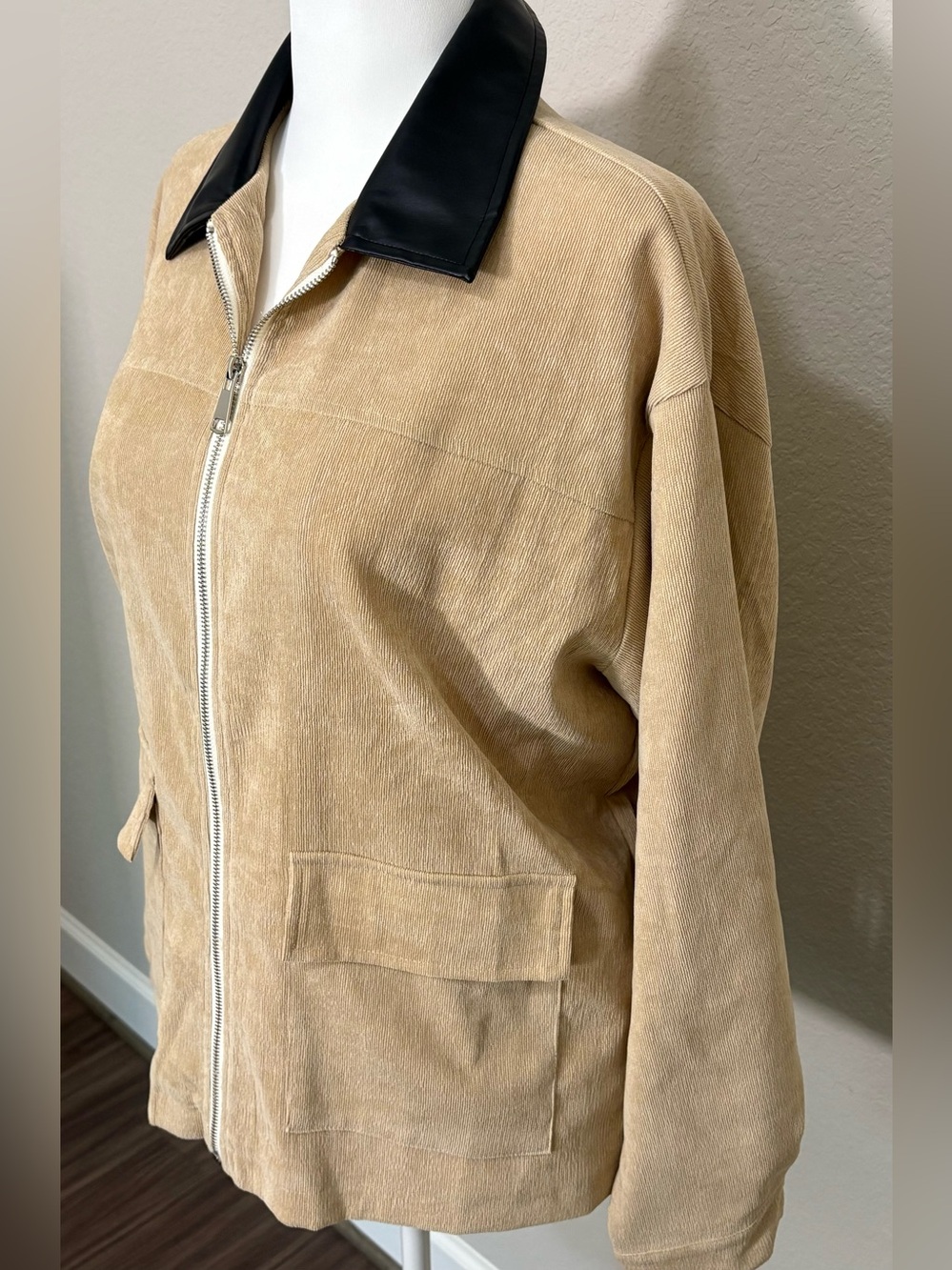 Lalavon Tan Corduroy Faux Leather Collar Downtown Girl Fall Barn Jacket Size L
